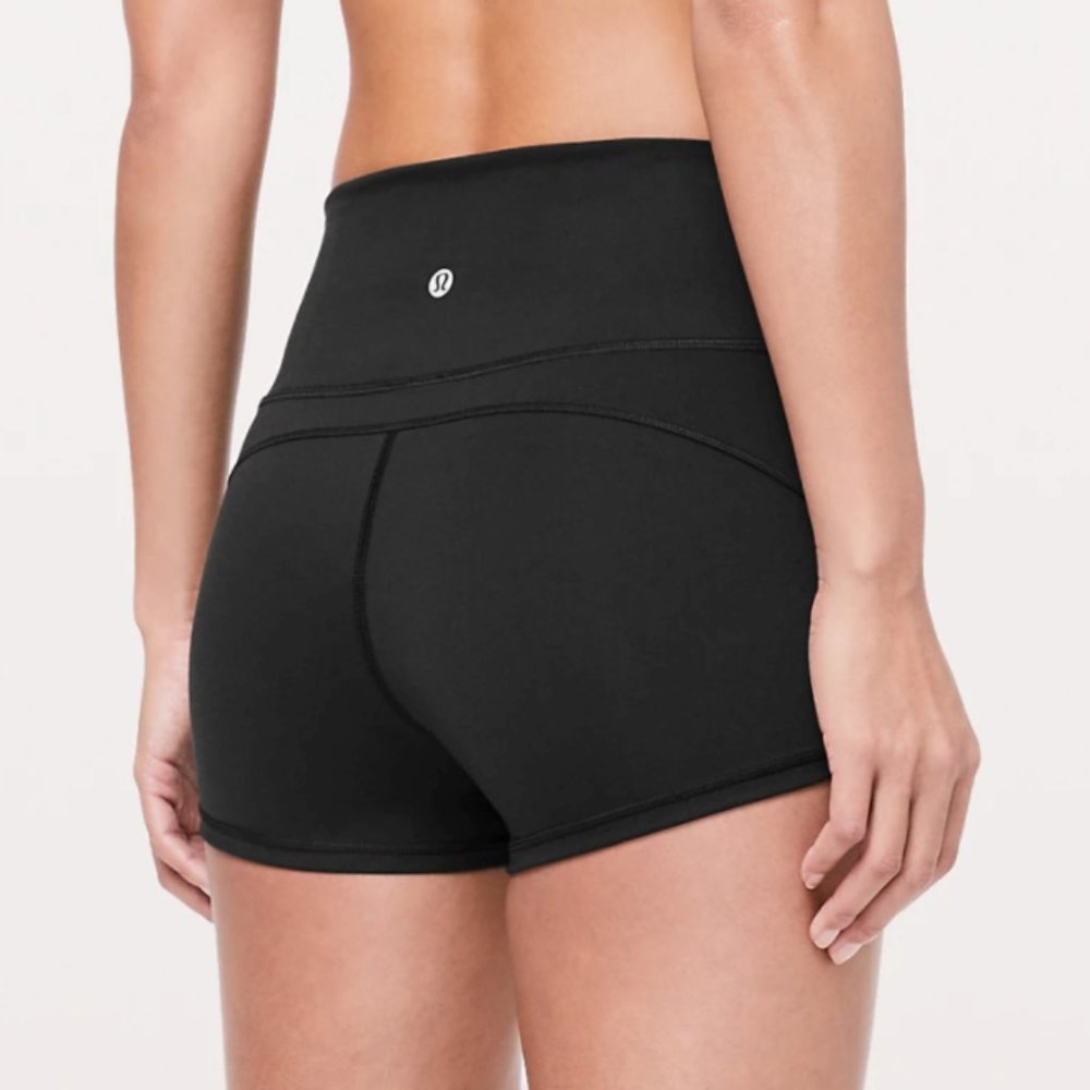 Lululemon In Movement Short Everlux 2.5"